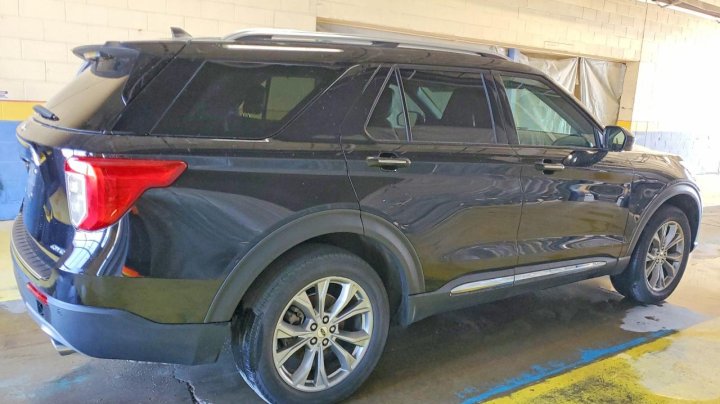 Ford Explorer  2023