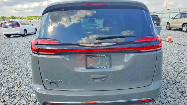 CHRYSLER Pacifica  2025