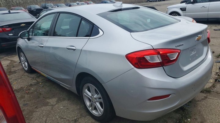 Chevrolet CRUZE  2017