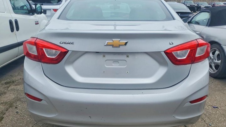 Chevrolet CRUZE  2017
