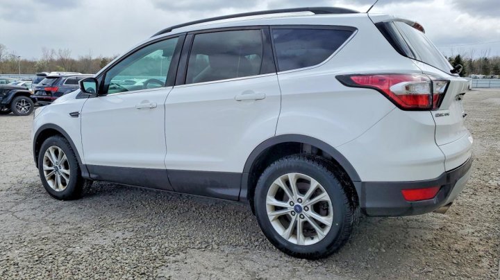 Ford Escape  2017
