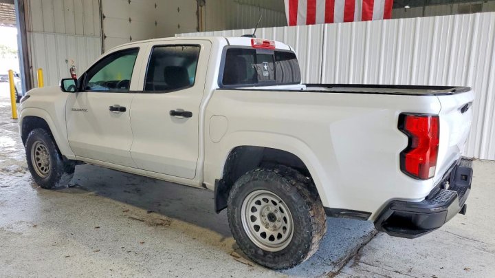 CHEV COLORADO  2023