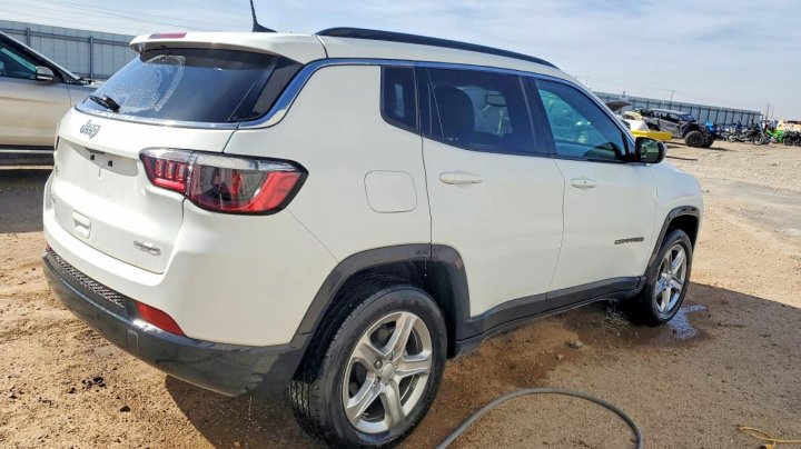 JEEP COMPASS  2023