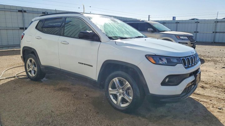JEEP COMPASS  2023
