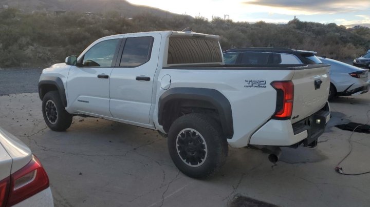 Toyota TACOMA  2024