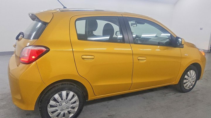 Mitsubishi Mirage  2021