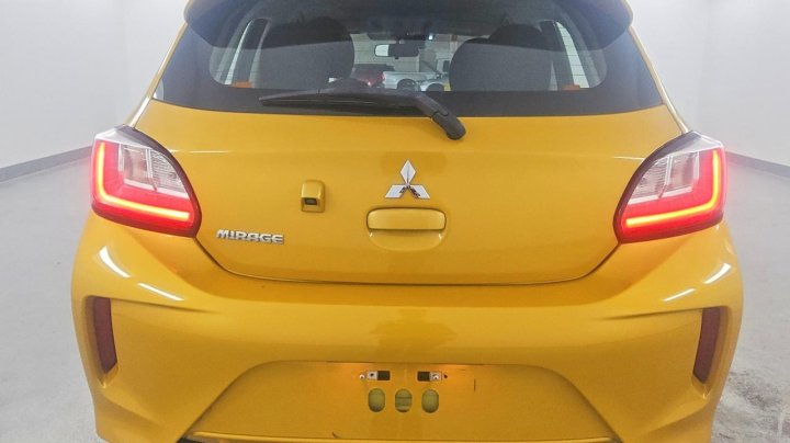 Mitsubishi Mirage  2021