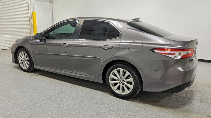 Toyota Camry  2019