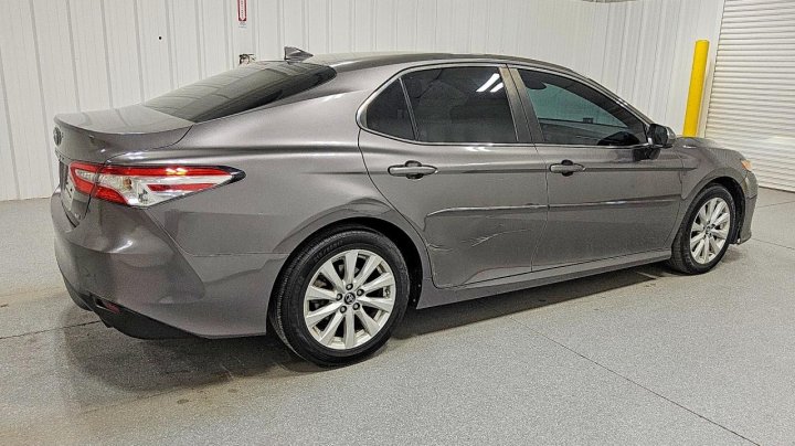 Toyota Camry  2019