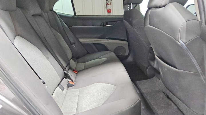 Toyota Camry  2019