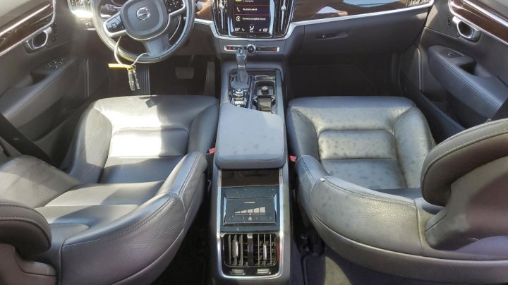 Volvo S90  2018
