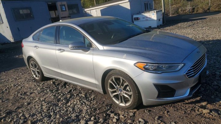 Ford FUSION  2020
