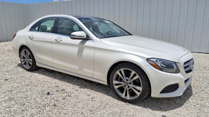 Mercedes-Benz C  2017
