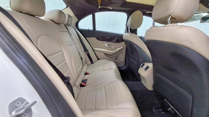 Mercedes-Benz C  2017