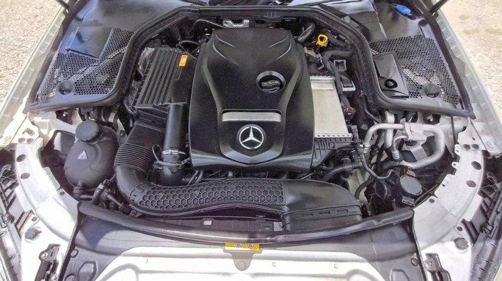 Mercedes-Benz C  2017
