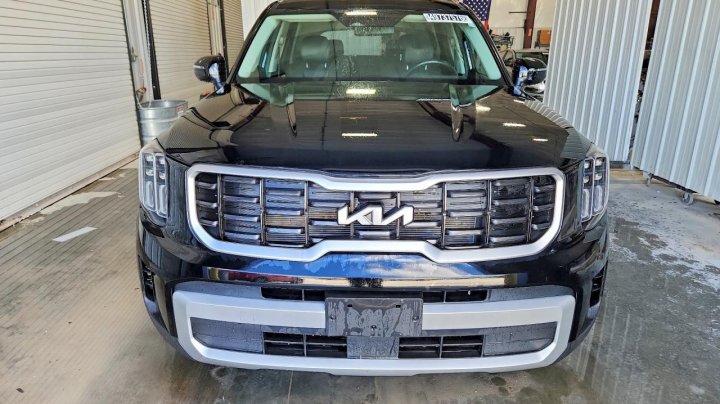 KIA TELLURIDE  2023