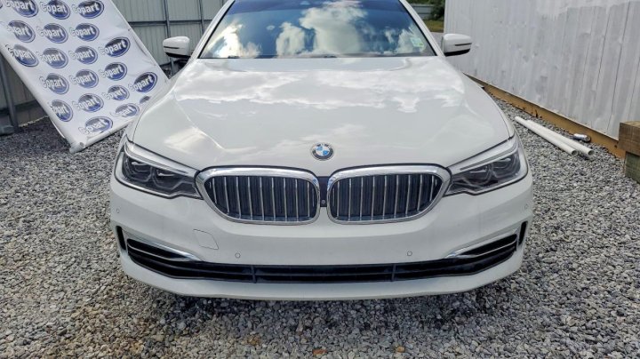 BMW 530  2020