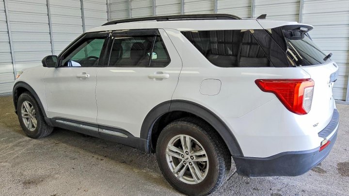 Ford Explorer  2021