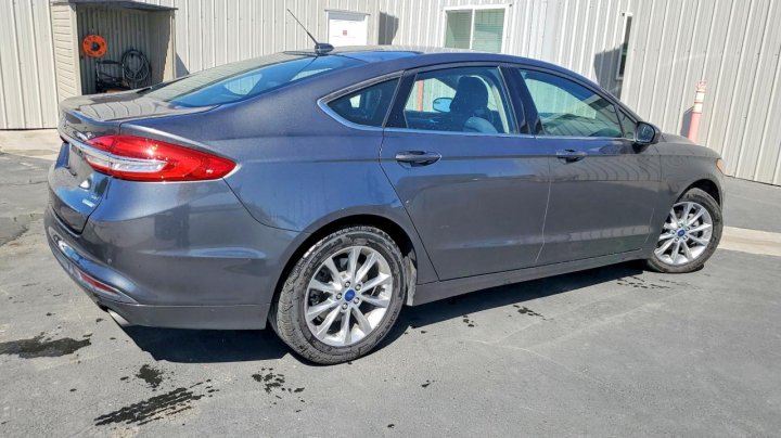 Ford FUSION  2017