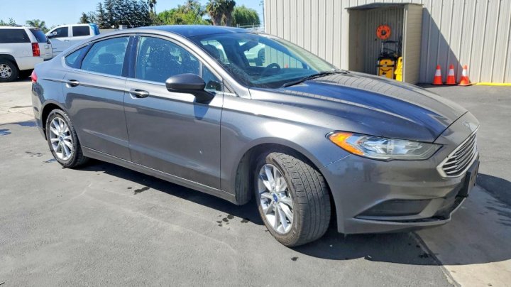 Ford FUSION  2017