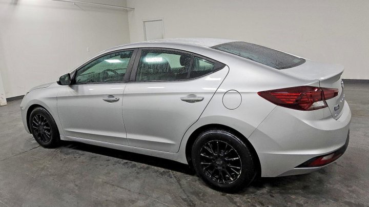 Hyundai Elantra  2019