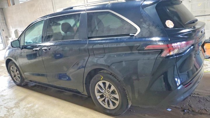 Toyota SIENNA  2024