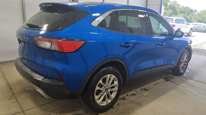 Ford Escape  2021