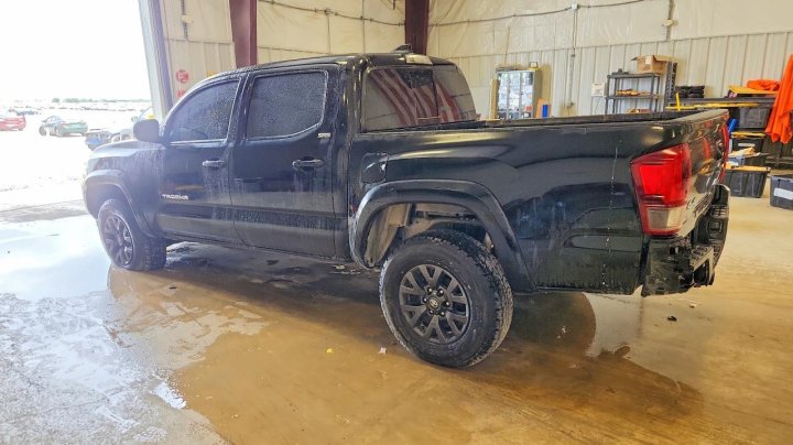 Toyota TACOMA  2023