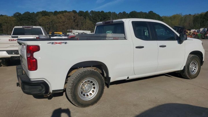 Chevrolet Silverado  2022