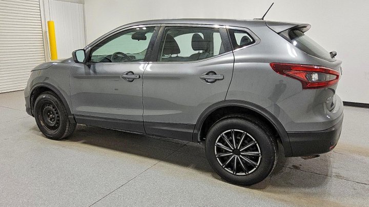 Nissan ROGUE  2020