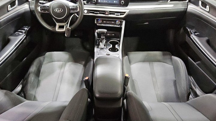 KIA K5  2021