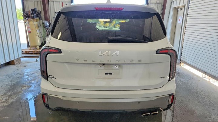KIA TELLURIDE  2023