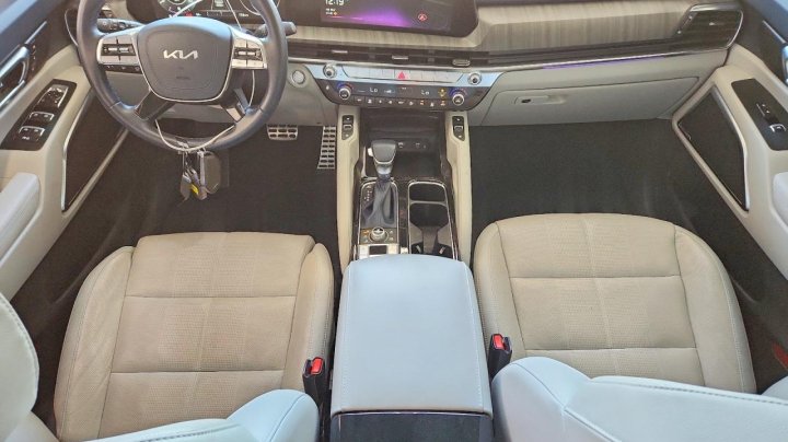 KIA TELLURIDE  2023