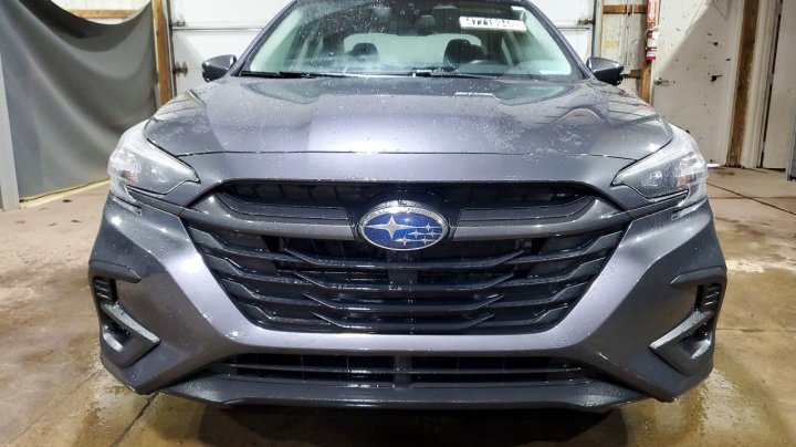 Subaru Legacy  2023