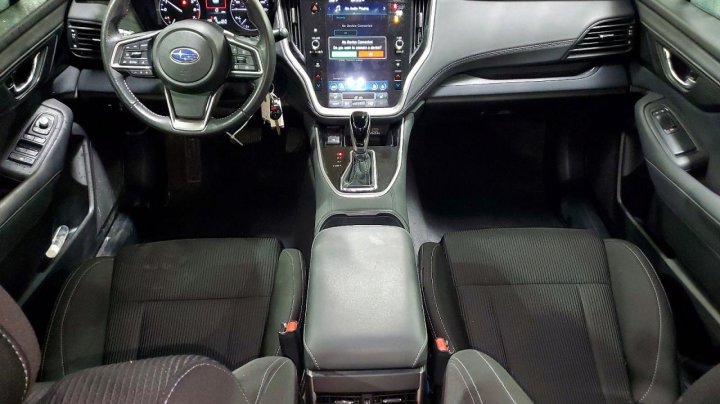 Subaru Legacy  2023