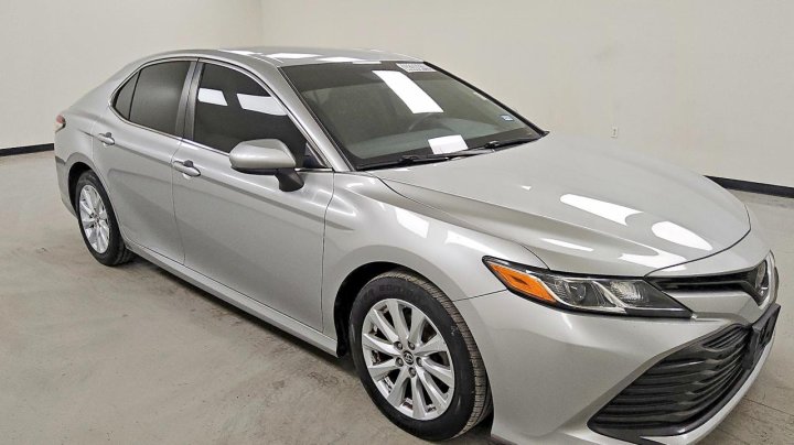 Toyota Camry  2018
