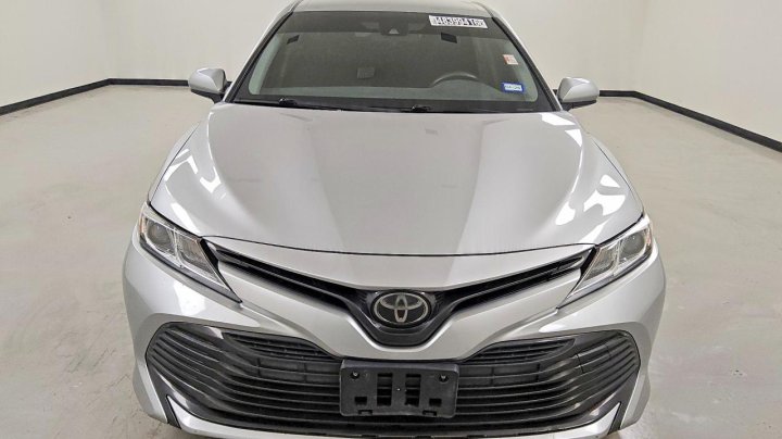 Toyota Camry  2018