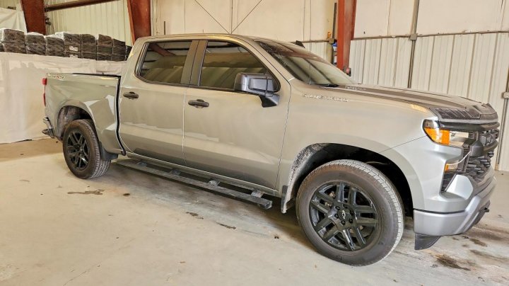 Chevrolet Silverado  2025