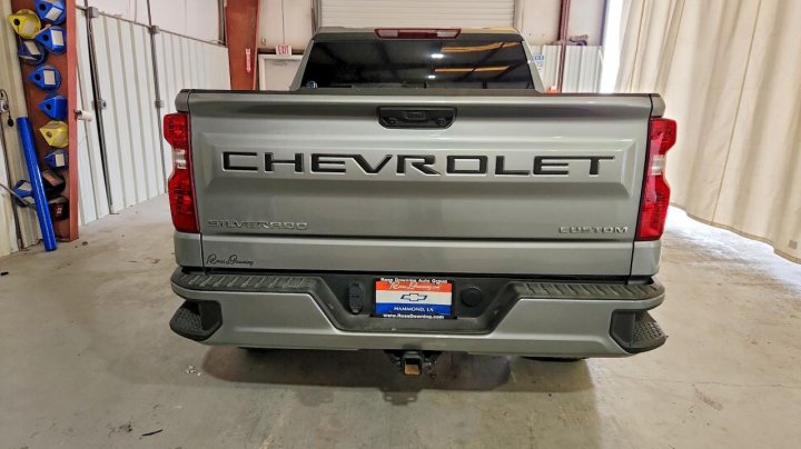 Chevrolet Silverado  2025