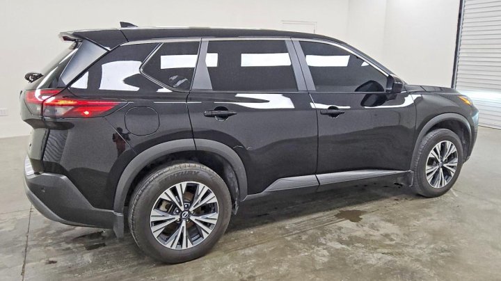 Nissan ROGUE  2023