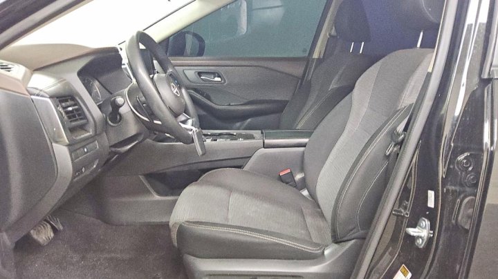 Nissan ROGUE  2023