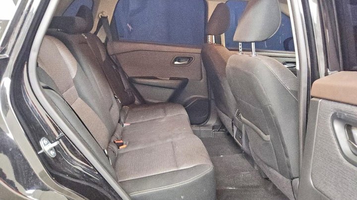Nissan ROGUE  2023