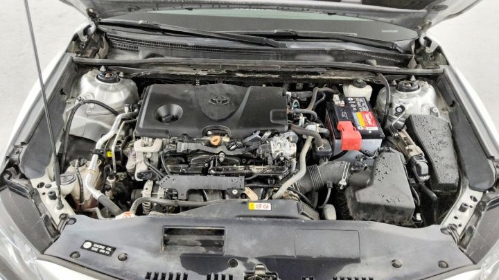 Toyota Camry  2021