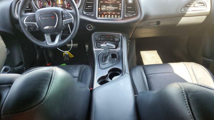 Dodge Challenger  2015
