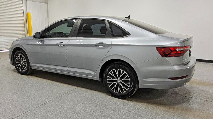 Volkswagen JETTA  2020