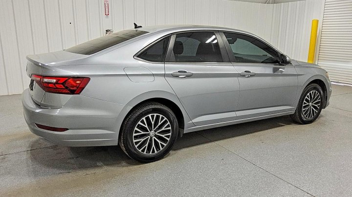 Volkswagen JETTA  2020
