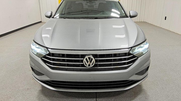 Volkswagen JETTA  2020