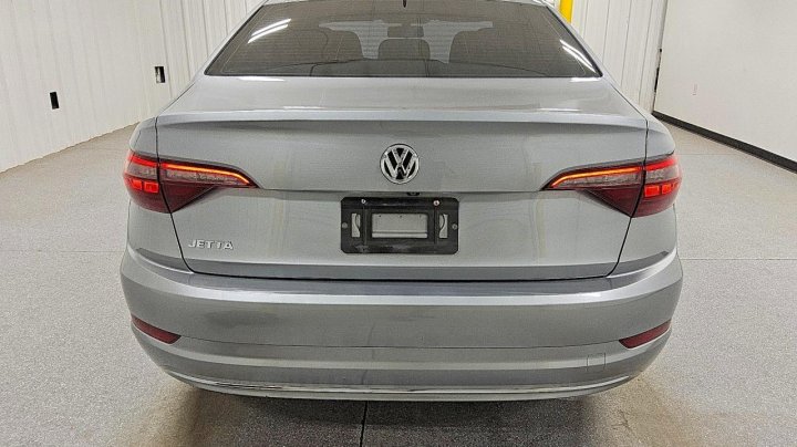 Volkswagen JETTA  2020