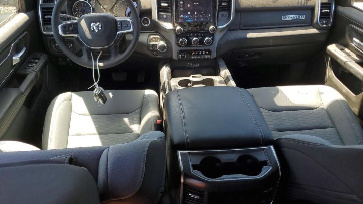RAM 1500  2025