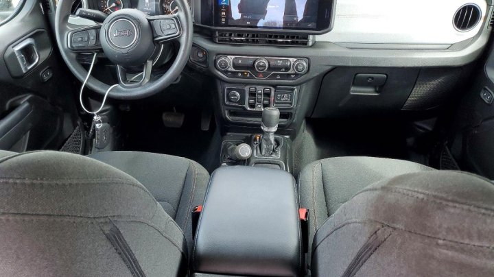 JEEP WRANGLER  2025